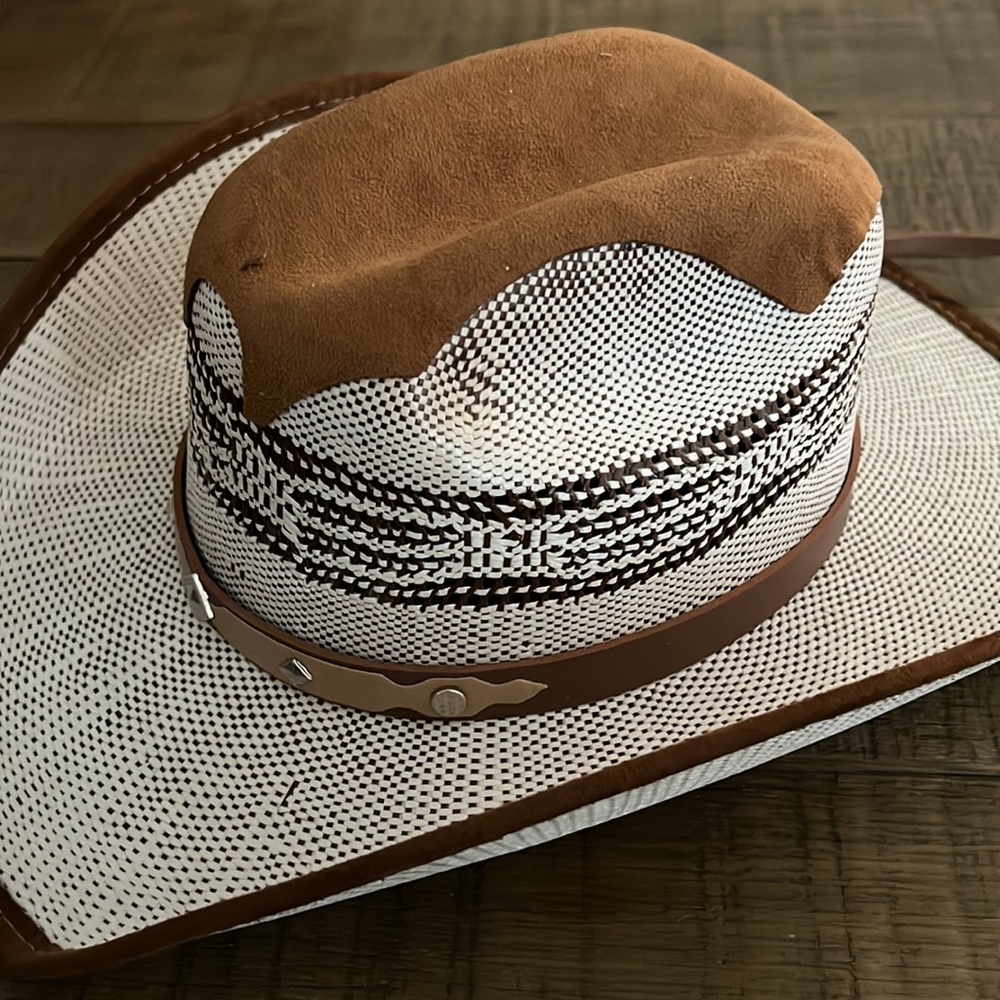 Kids Brown and White Straw Cowboy Hat - Unbranded - Picture 3 of 4
